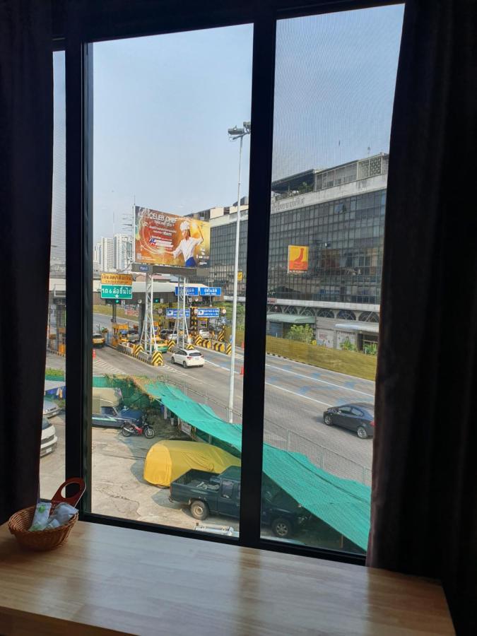 Baan Wualamphong บ้านวัวลำพอง Banguecoque Exterior foto