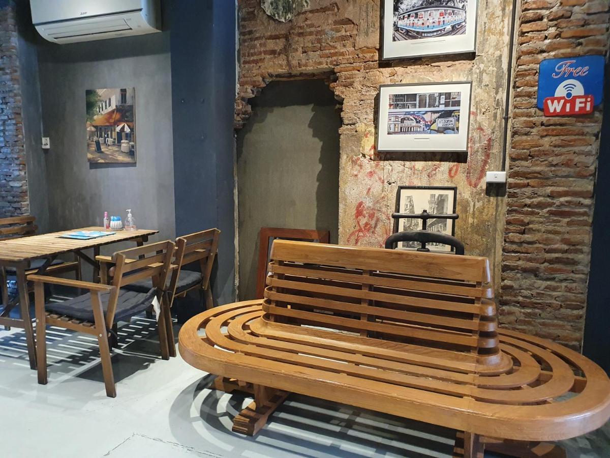 Baan Wualamphong บ้านวัวลำพอง Banguecoque Exterior foto